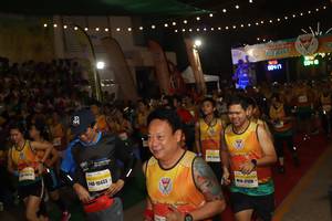 BIB: 004, 09418, 10433, 17126
                            <button type="button" onclick="openModal(9884749)" class="btn btn-primary btn-sm float-right btn-popup" data-toggle="modal" data-target=".modal-high-quality">
                        <i class="fas fa-shopping-cart"></i> Add to Cart
                    </button>
                                            <button type="button" onclick="isThisMe(9884749, true)" class="btn btn-success btn-sm float-right btn-popup btn-isme hidden" data-toggle="tooltip" data-placement="bottom" title="นี่คือรูปของคุณใช่ไหม คลิกที่นี่เพื่อเอาเข้าอัลบั้ม">
                        <i class="fas fa-plus"></i> Add to album
                    </button>
                    <button type="button" onclick="isThisMe(9884749, false)" class="btn btn-warning btn-sm float-right btn-popup btn-isnotme hidden">
                        <i class="fas fa-ban"></i> Remove from album
                    </button>
